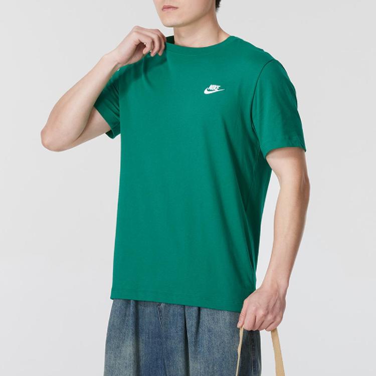 Nike 圆领上衣2024年男装透气休闲舒适透气跑步健身训练运动短袖t恤 In Green