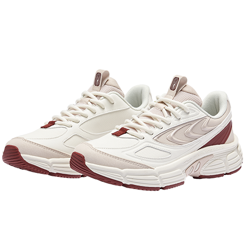 ���Ƕ��� ����ɡ�����ŮЬ��Լ�˶�����Ь��������ʱ�г����˶�ЬŮ�ϵ�Ь