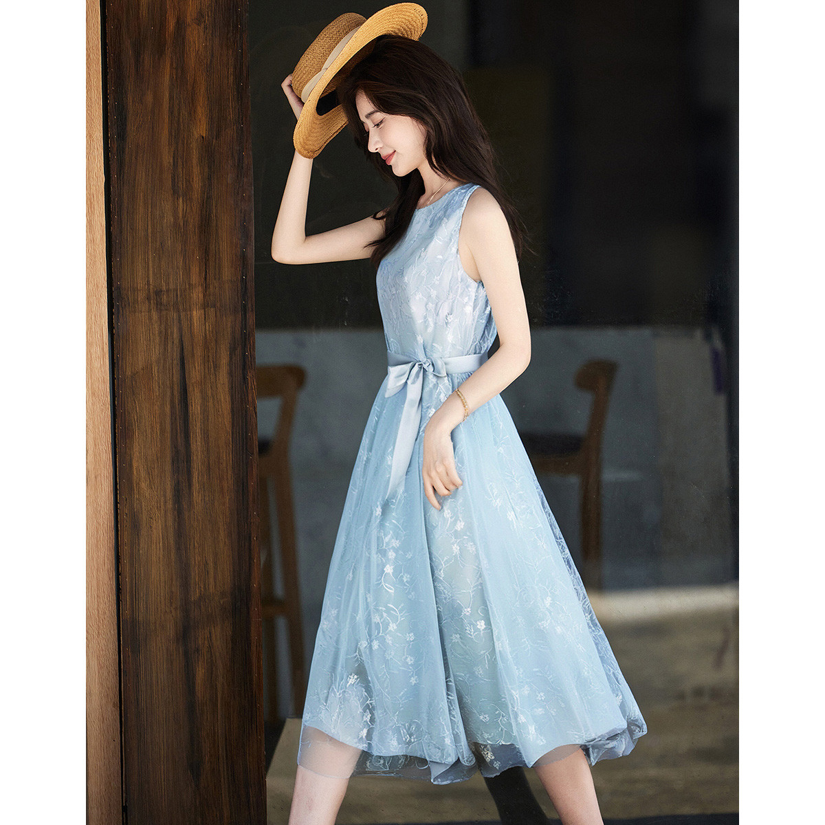 �������� ��������ȹ ��ɫ�廨���� ��Ů������װ ֪������ 133Ԫ