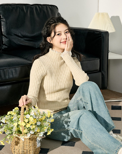 2024冬季女半高领花边拼接毛织打底衫毛衣韩版气质温柔设计感