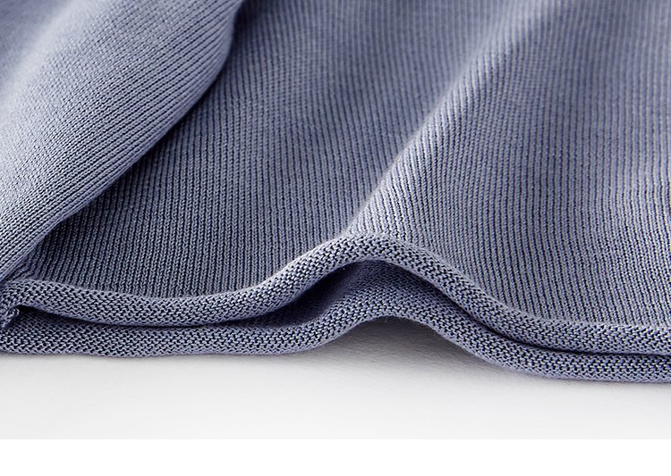 真丝卷边圆领针织衫