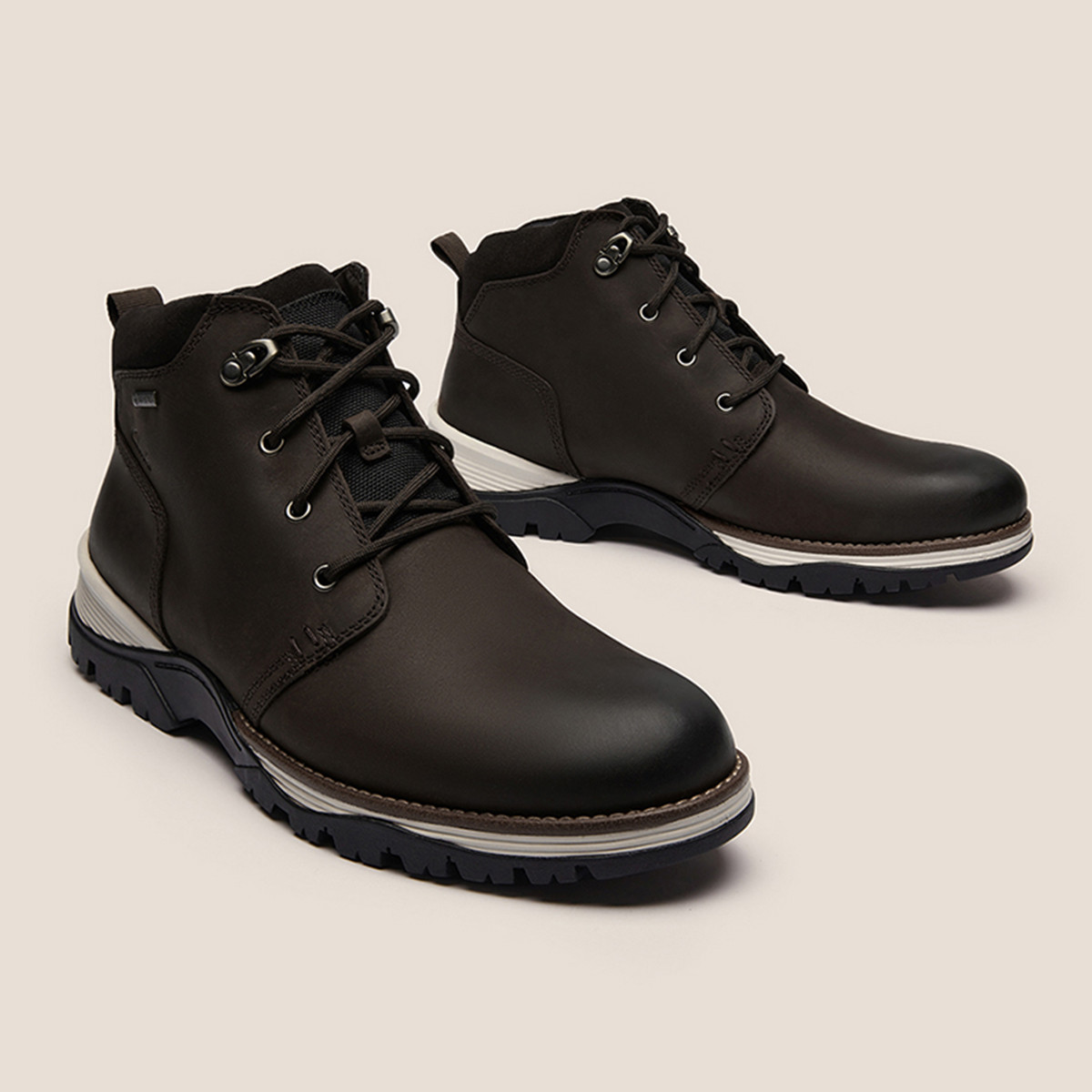 30款clarks男鞋特卖清单,低至2折,顺丰包邮!一双的价格买三双!