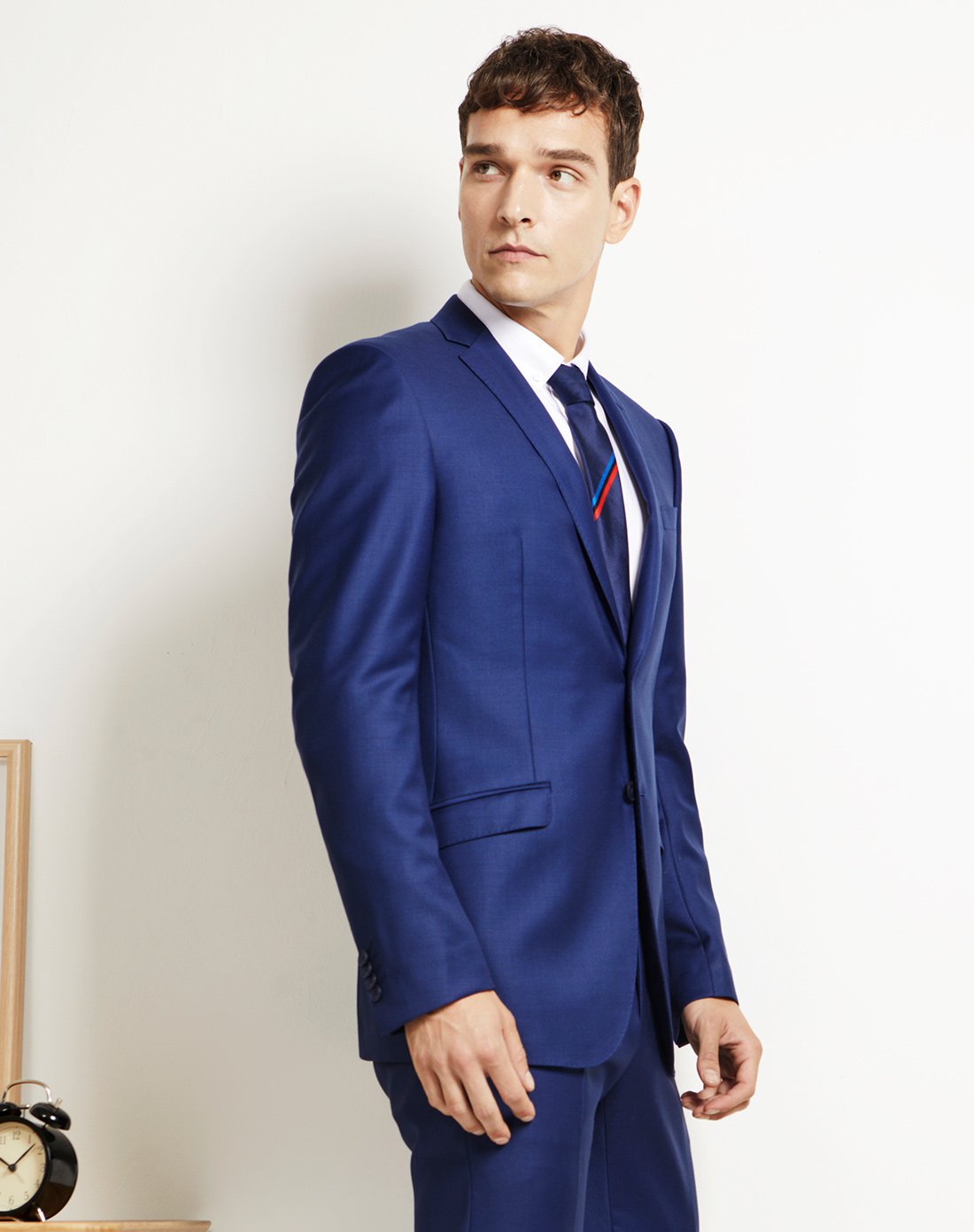 威可多vicutu男士商务修身蓝色纯羊毛西装上衣