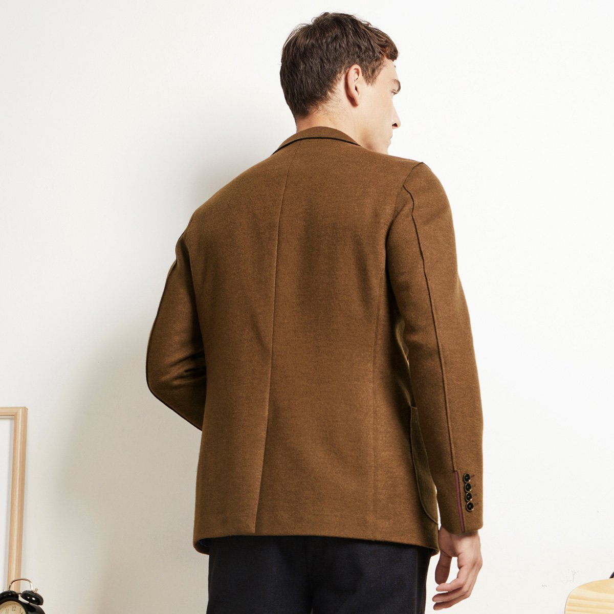 时尚休闲舒适挺阔深棕色羊毛单西服