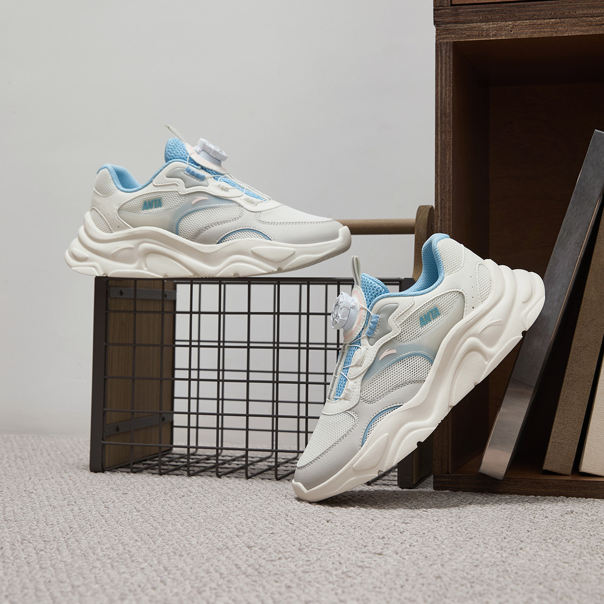 40�밲̤ ǧ����������ЬŮͯЬ�д�ͯ��ť��������������˶�����Ь 70Ԫ