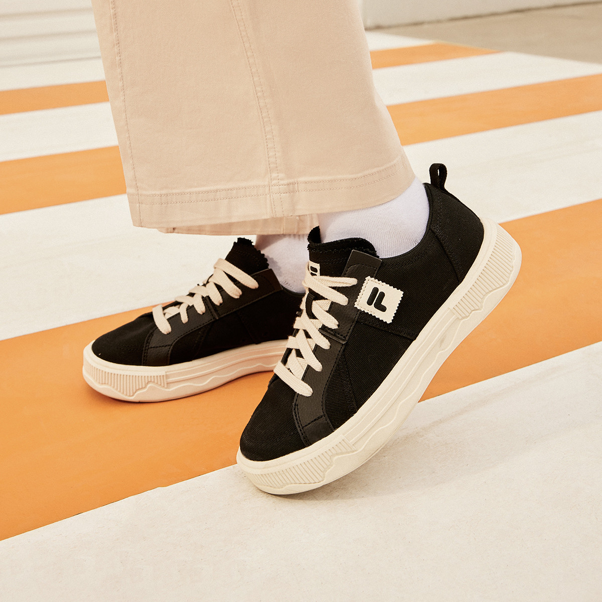 FILA ���Ь3�� FUSIONϵ��ŮЬ 37.5 ��/������DBS