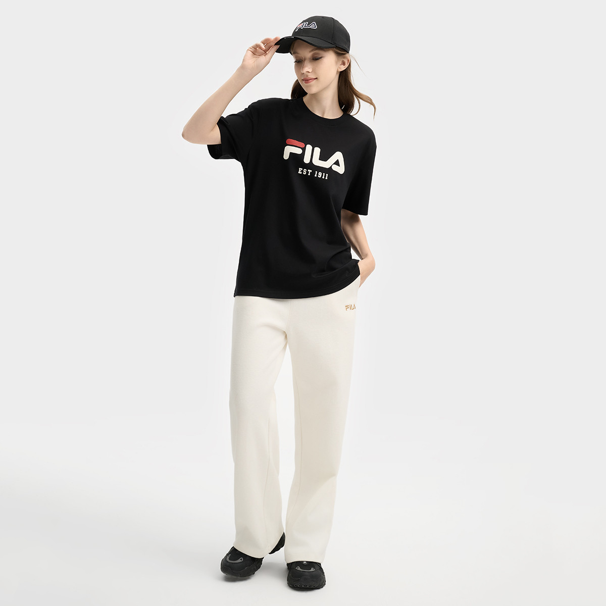 FILA 【情侣款】丝柔棉T恤男女同款时尚休闲宽松印花针织短袖衫