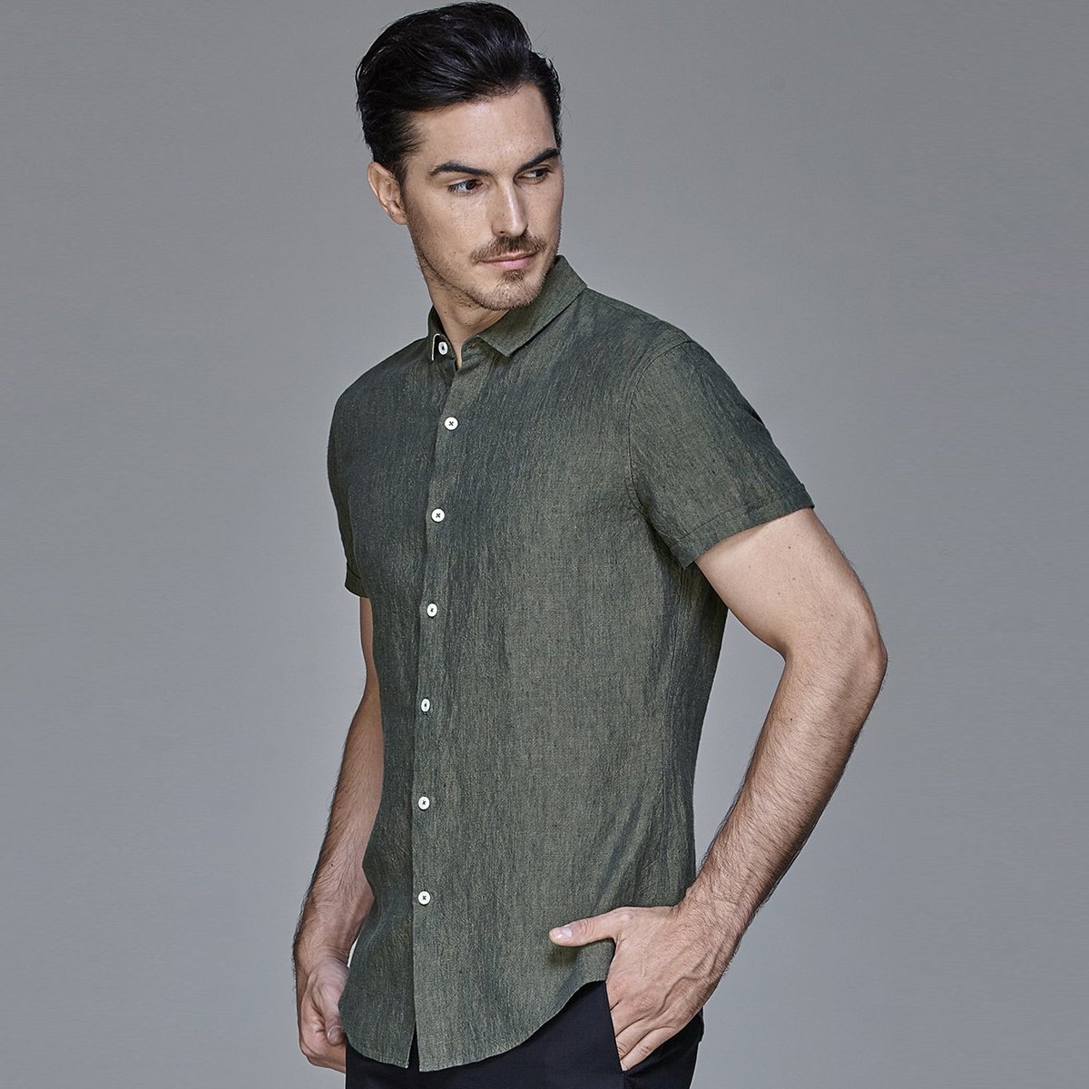 2019夏季新品 商务休闲短袖翻领衬衣 男士亚麻衬衫