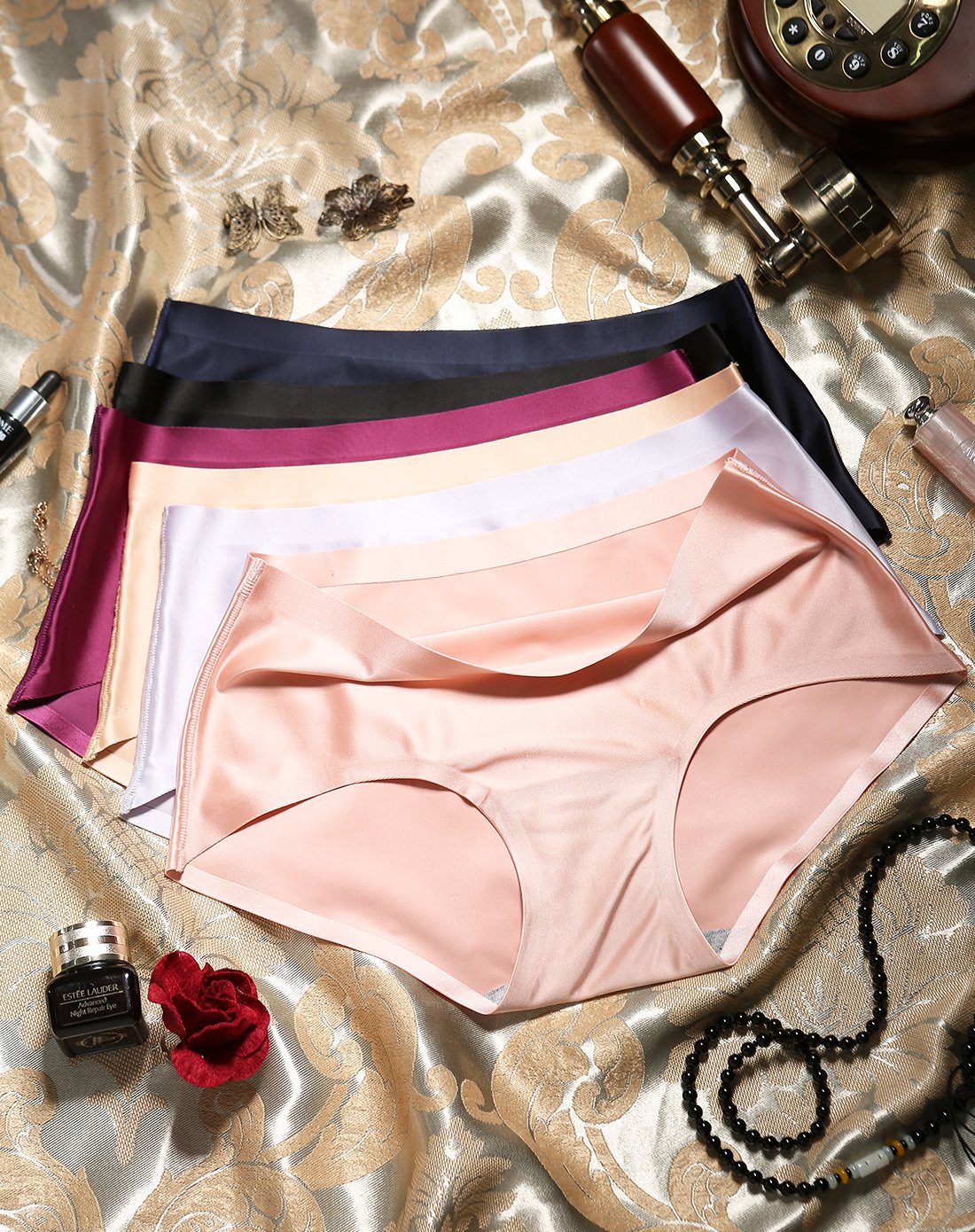 高端丝绸质感 女士冰丝无痕三角内裤浅粉