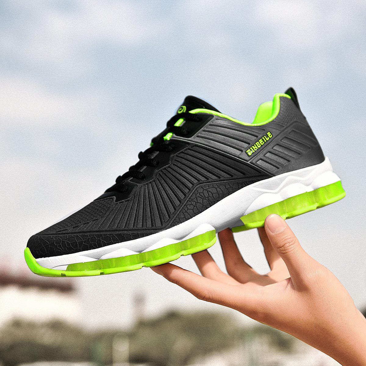 减震训练鞋男田径轻便男款运动跑步鞋