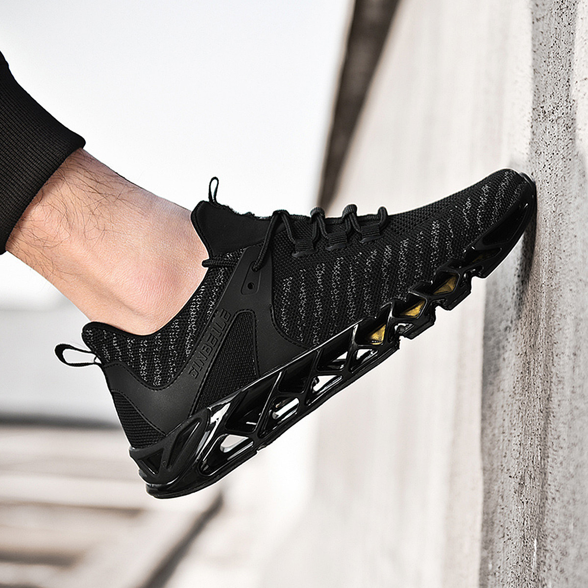 夏季学生刀锋网面跑鞋潮流百搭潮鞋运动休闲网面鞋男鞋夏天的鞋子