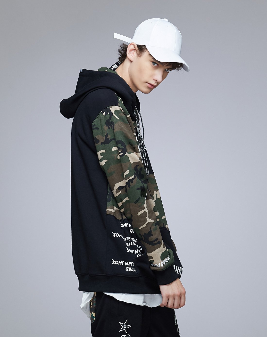 guuka春秋新款潮牌拼接迷彩男款长袖卫衣宽松街头嘻哈情侣连帽上衣