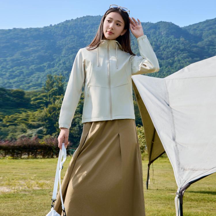 骆驼 【轻量舒适】运动外套女梭织防风衣女春秋连帽风衣户外夹克外套
