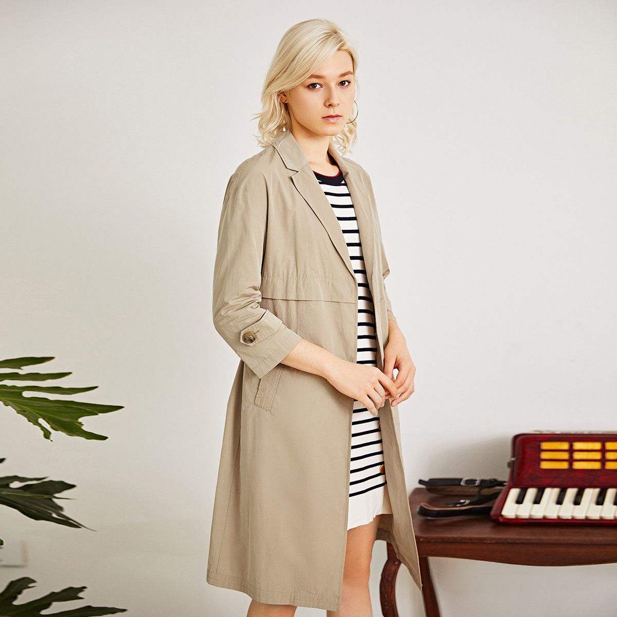 【唯品会】 恩瑞妮2019春新品收腰修身中长款宽松休闲风衣外套e8cf2b