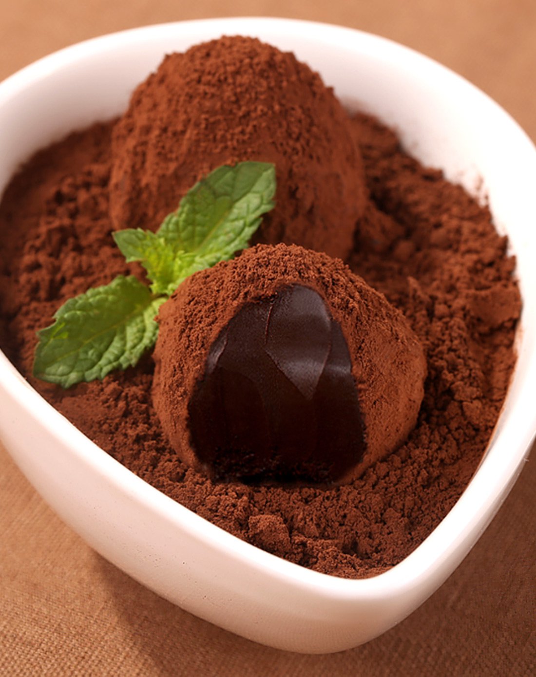 【闺蜜分享】巧罗松露形黑巧克力休闲零食200克(代可可脂)