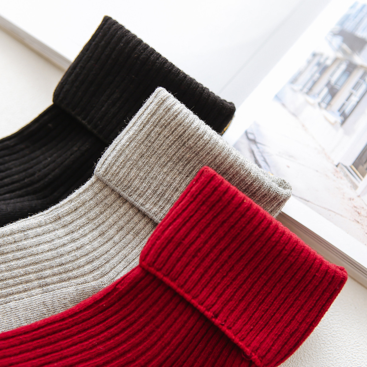 pesail3双装秋冬款女士棉中筒袜刺绣拉链袜子 时尚休闲女袜子