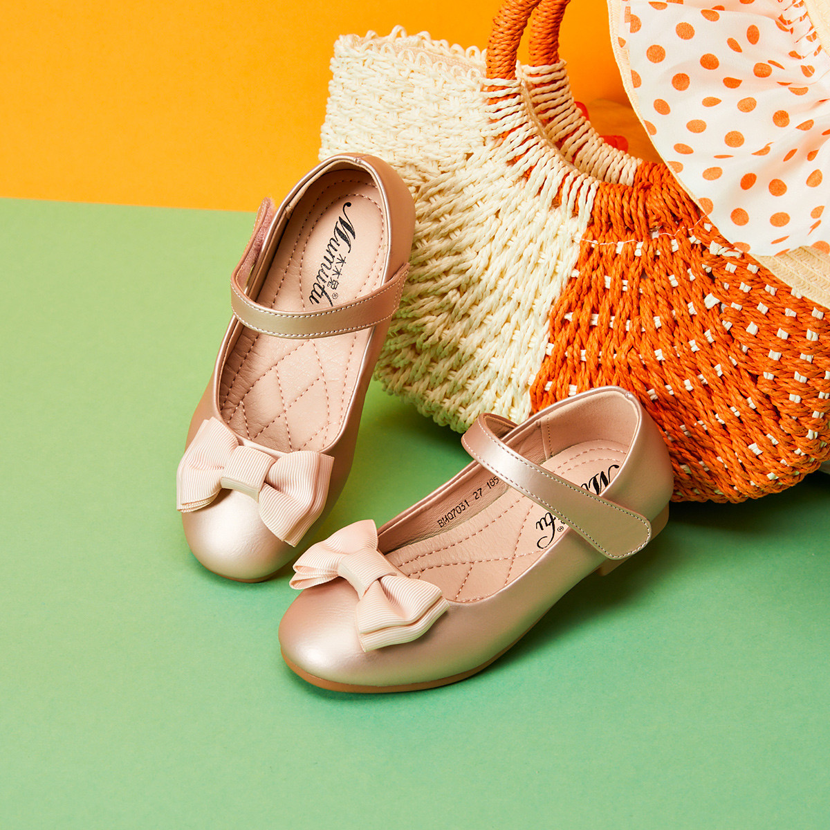 女童皮鞋2019秋款新款小公主鞋软底学生女孩豆豆单鞋