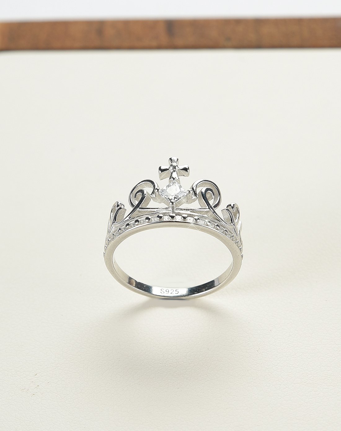 马可925银华丽方钻皇冠加冕戒指