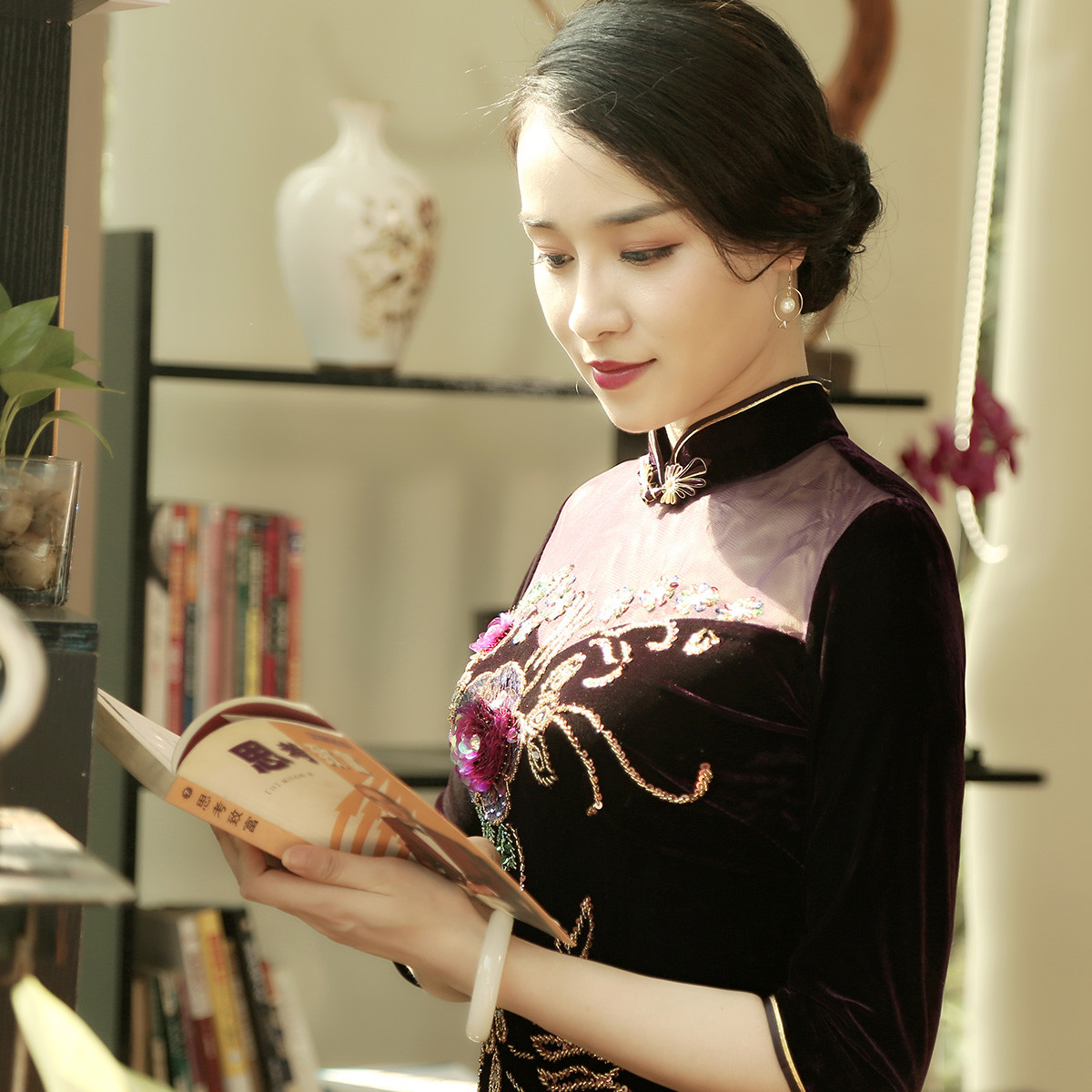 雀之恋崔万志2018秋冬新款改良中袖长款丝绒旗袍连衣裙女