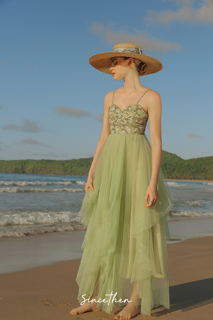 《绿芷纱》法式裙子仙女裙超仙森系碎花轻纱旅拍吊带连衣裙短裙女