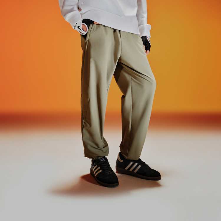 JACK&JONES ̳ͬпųɫгп 117.5Ԫ