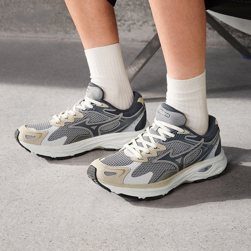 MIZUNO RACER S �ϵ�Ь ��Ůͬ�� �����縴�ų��� ͸������    ΨƷ��������378Ԫ