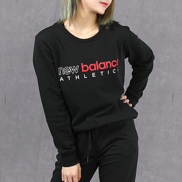 New Balance 女装运动服休闲圆领长袖卫衣套头衫awt01559bk In Black
