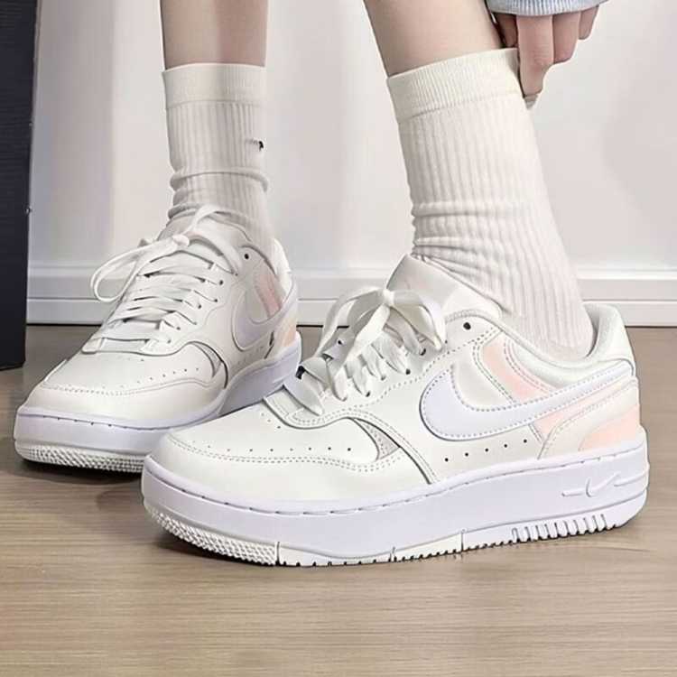 Nike �Ϳ� Ůʿ�˶�����Ь 2026������Ʒ ������ĥʱ�аٴ� 360Ԫ