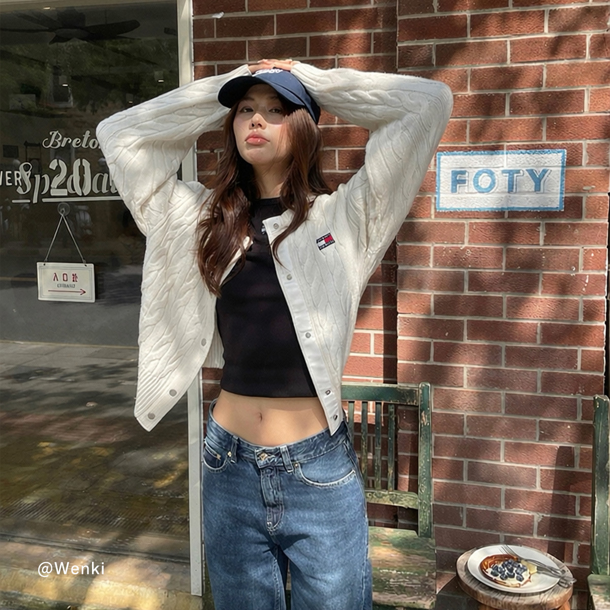 TOMMY HILFIGER 【绞花肌理】TommyJeans秋季女装宽松圆领麻花针织开衫外套