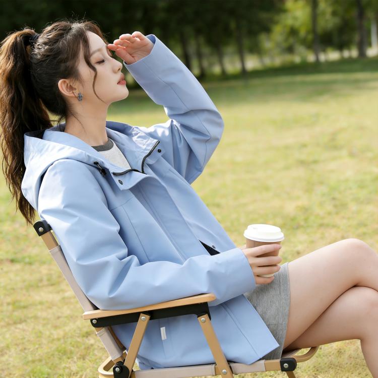 雪中飞 【通勤百搭】外套女春秋2026新品小个子正肩显瘦连帽开衫上衣 图 6