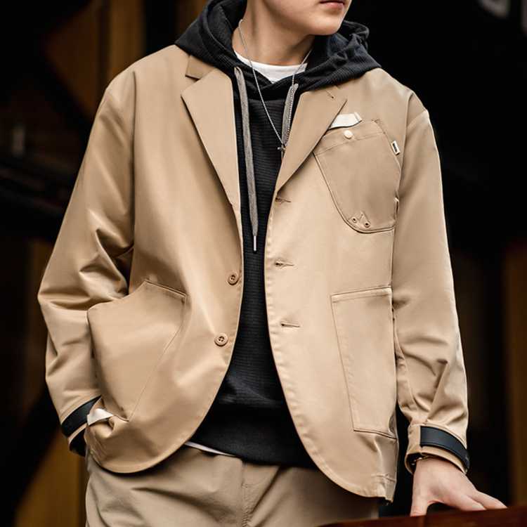 ���� ƽ����С���� ��ڴ��������мп� �д��� 103Ԫ