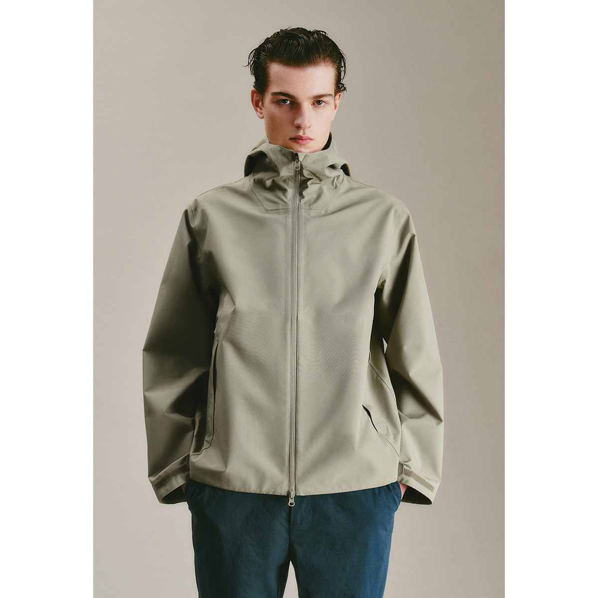 URBAN REVIVO UR2025ﶬñп UMU150009 ʱͨ