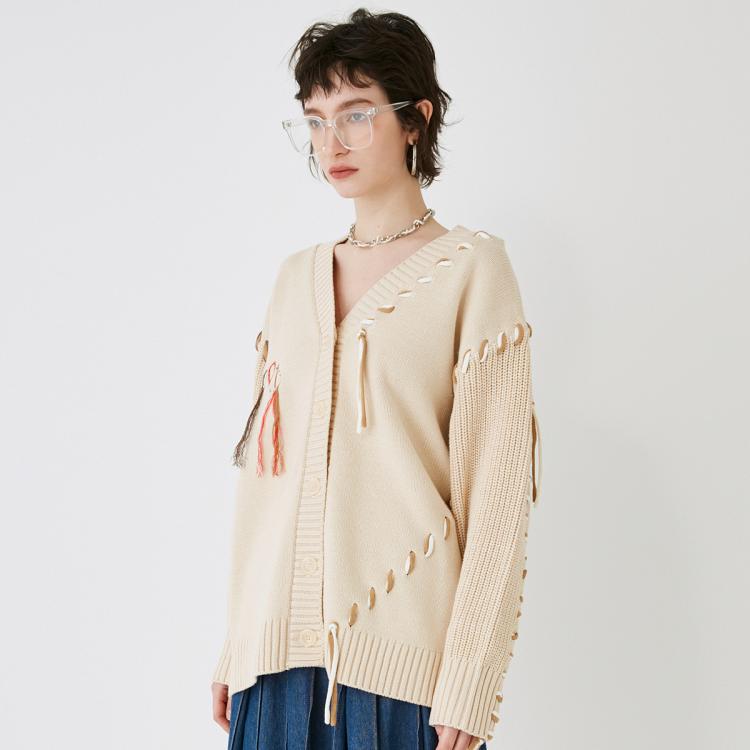 Moussy 秋季非正式学院风撞色缝线针织开衫028hs970-0241 In Neutral