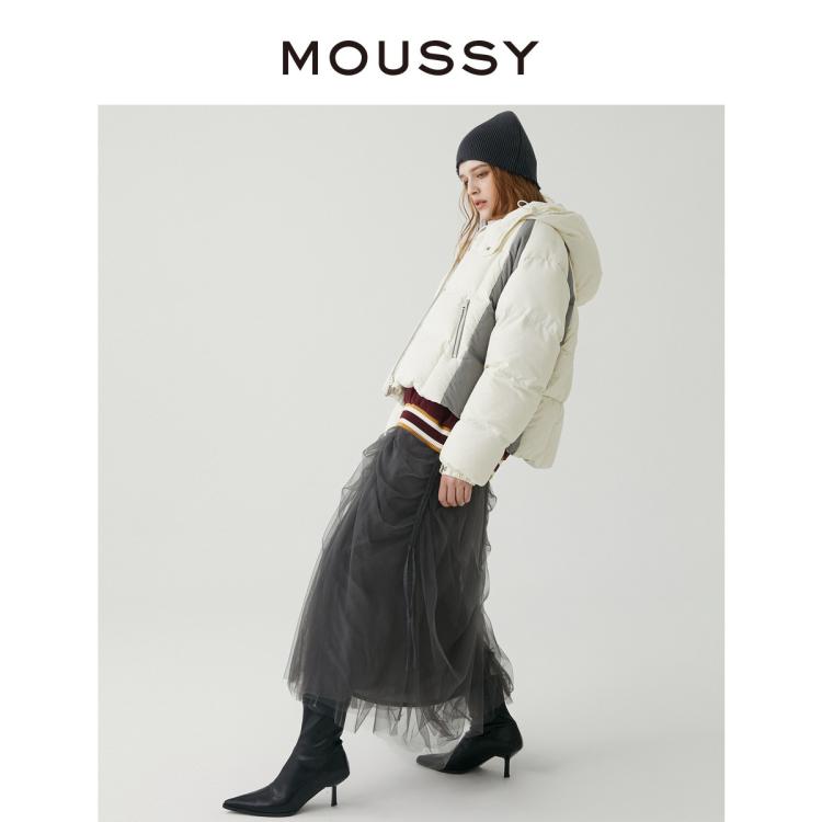 MOUSSY 秋季休闲风白灰拼色连帽短款羽绒服028GAZ30-6100