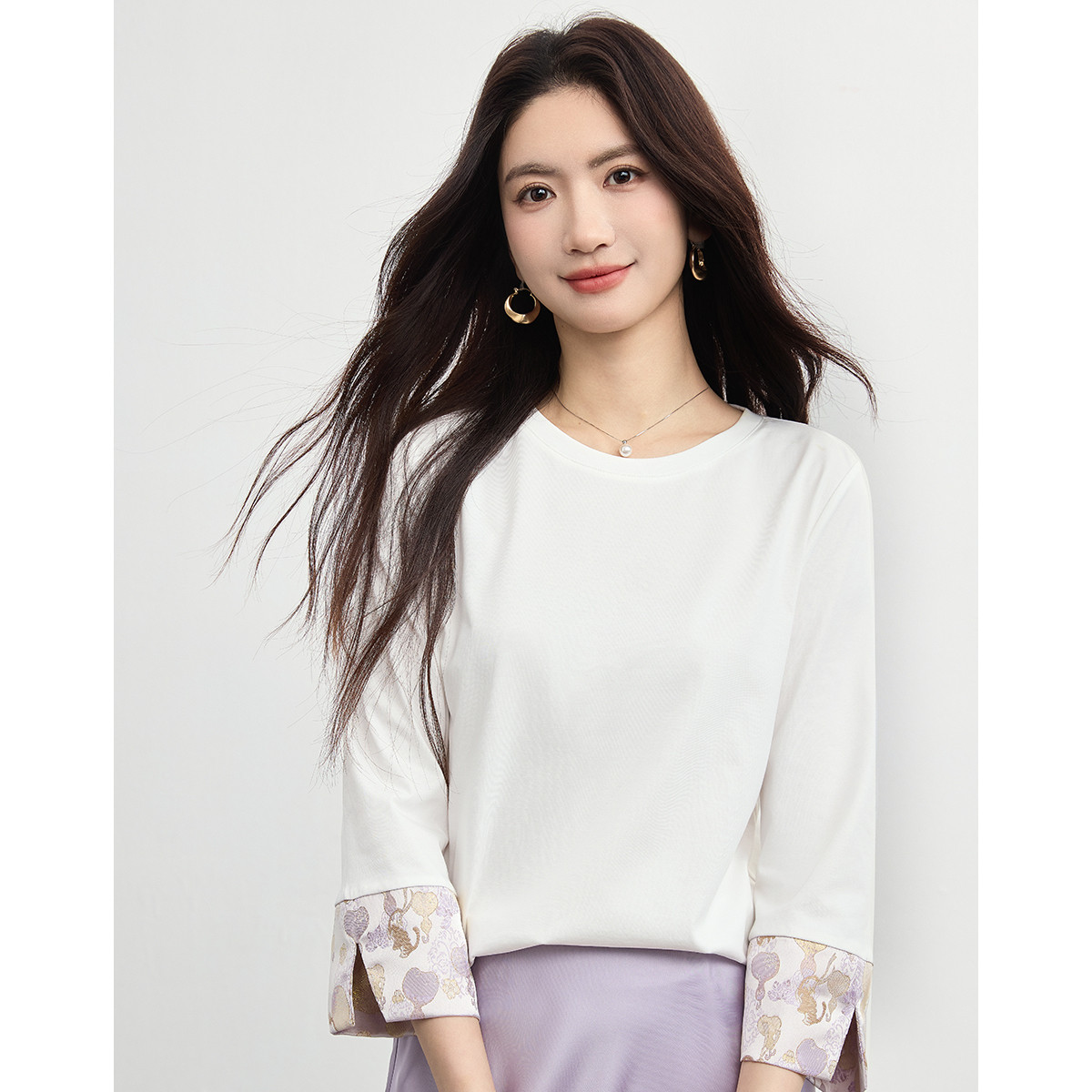 ������ ����ʽ������� �߷��� ���ƴ���Ứ�� 26���¿� 83Ԫ