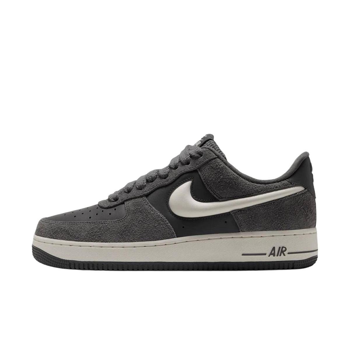 Nike 【空军一号】AIR FORCE 1 轻便舒适低帮男子运动休闲鞋