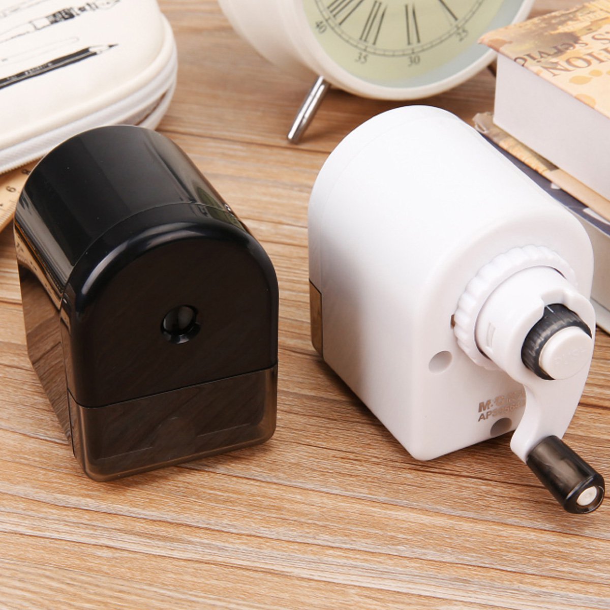 晨光文具儿童学生手摇削笔刀削笔机削笔器简约可调节卷笔刀单个