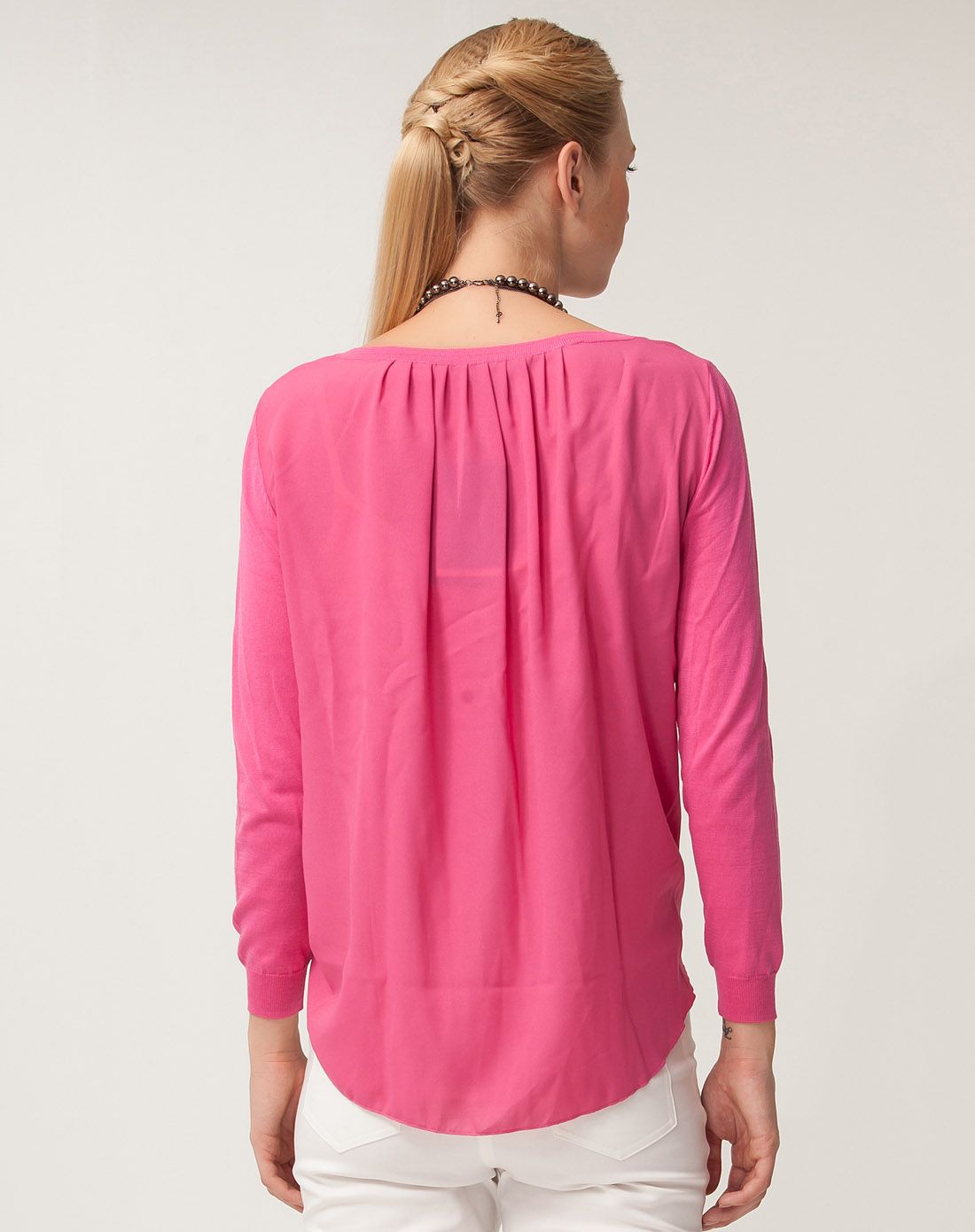 桃红色色简约时尚针织衫
