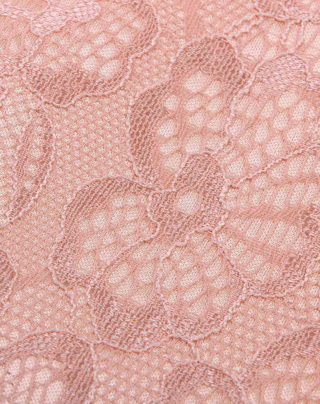 浅粉色时尚修身蕾丝小西装