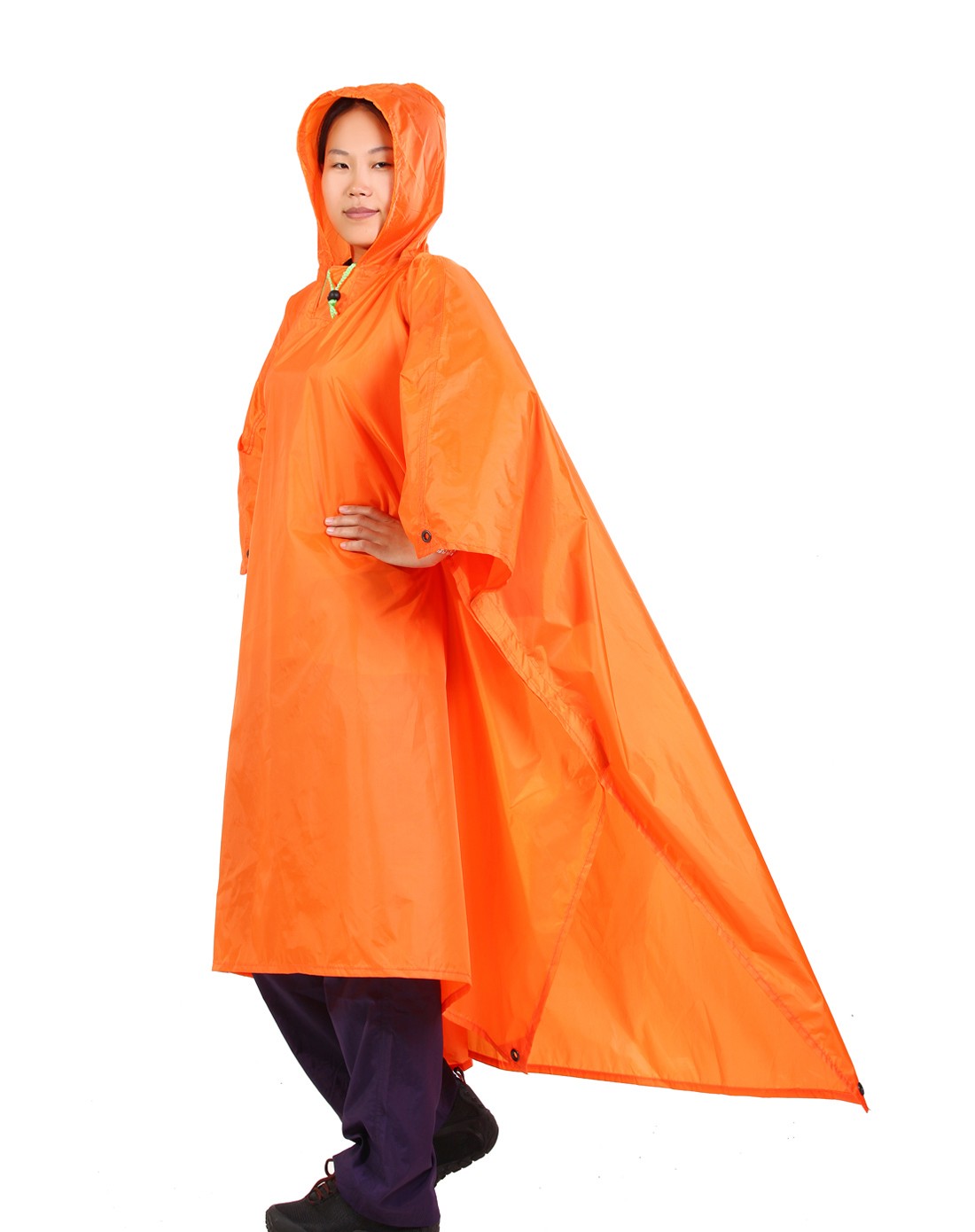 多功能 中性橙色户外雨衣 地布简易帐篷