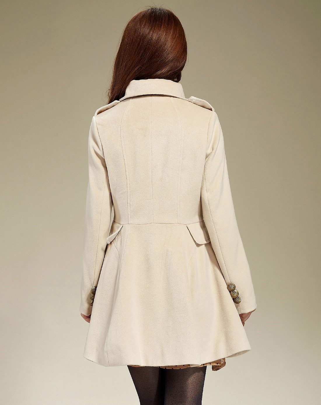 女款肉桂色双排扣呢外套