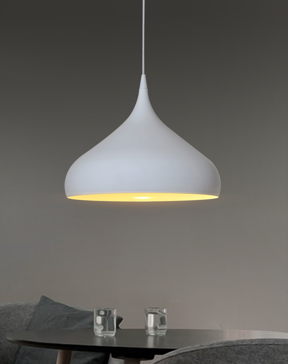 现代简约个性创意白色铝材吊灯