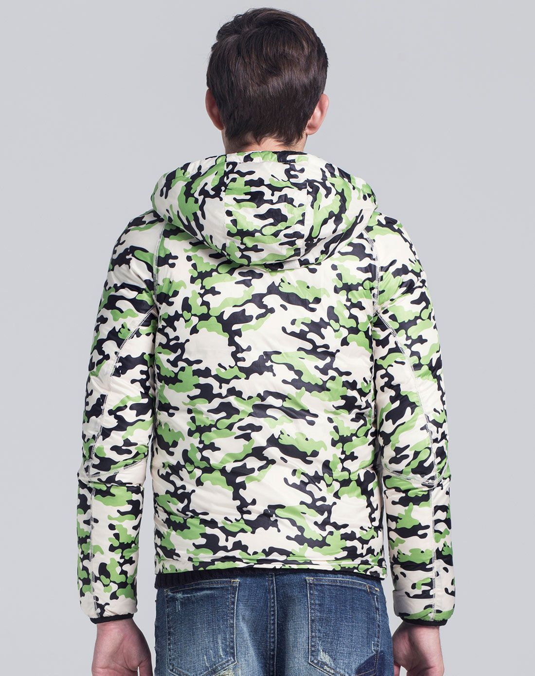 男白色迷彩轻薄羽绒服