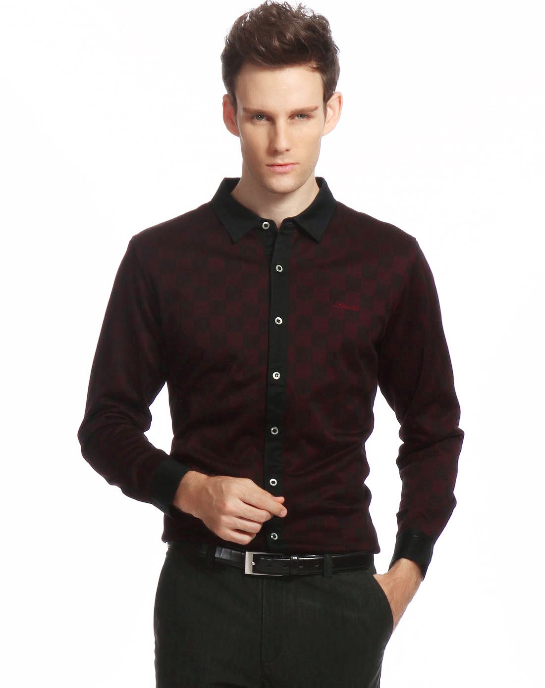 利奥纳多leonardo男装专场 红黑方形提花加内胆翻领开衫加厚长袖t恤