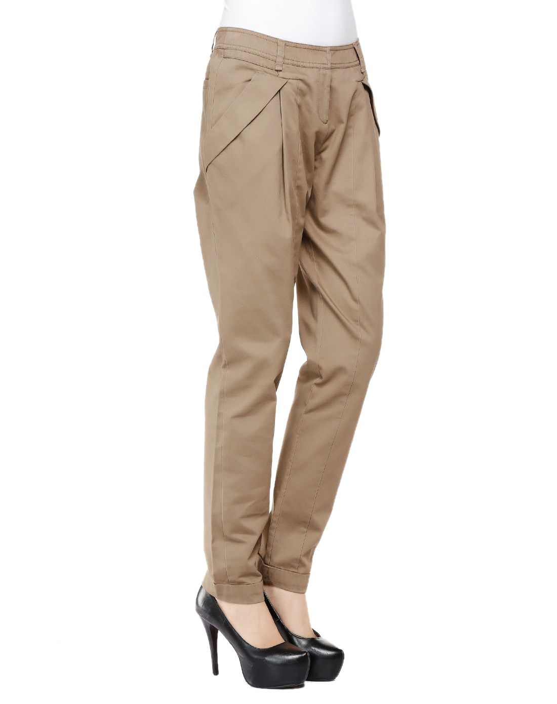 女款驼色裤子