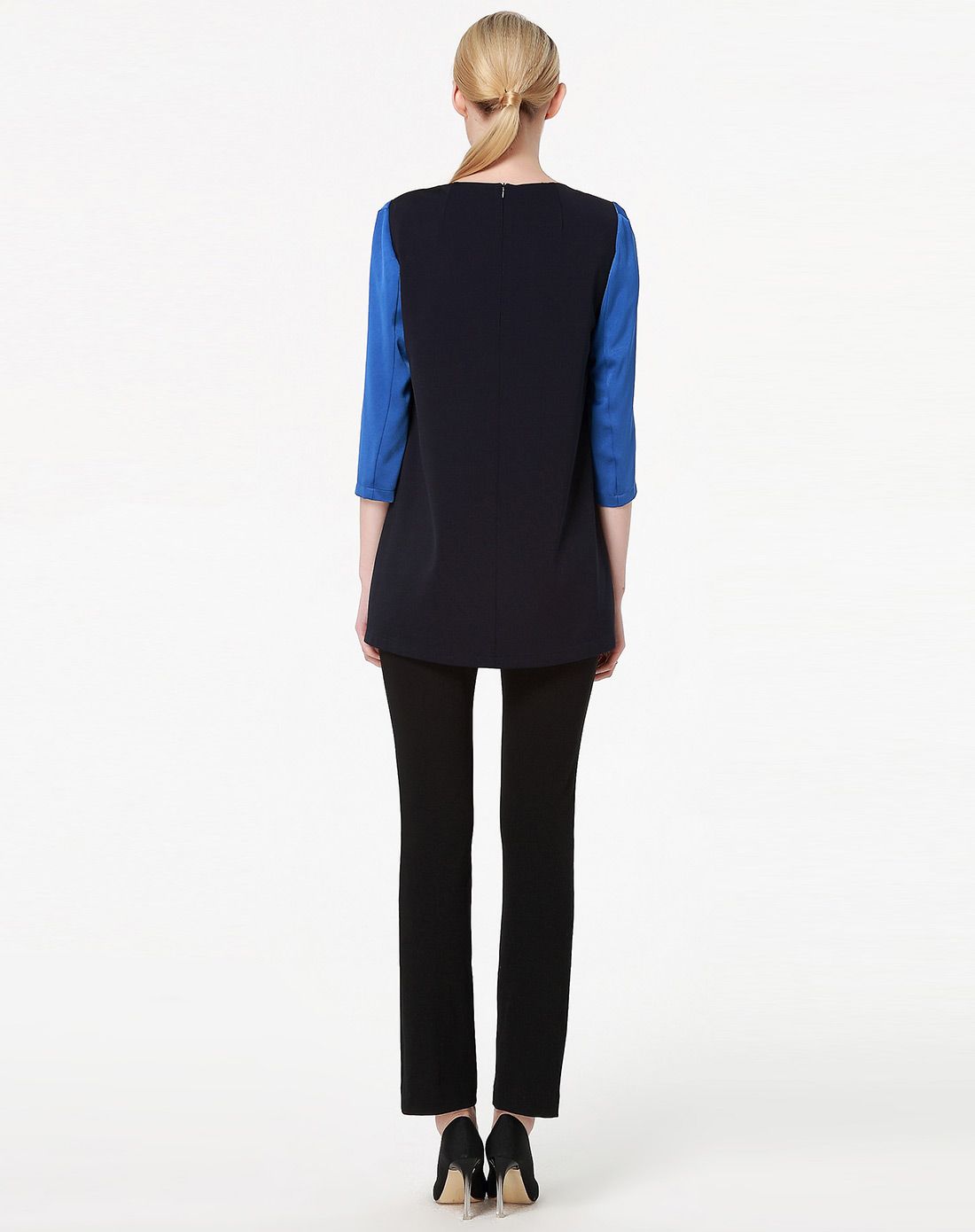 群青色时尚舒适长袖套头衫