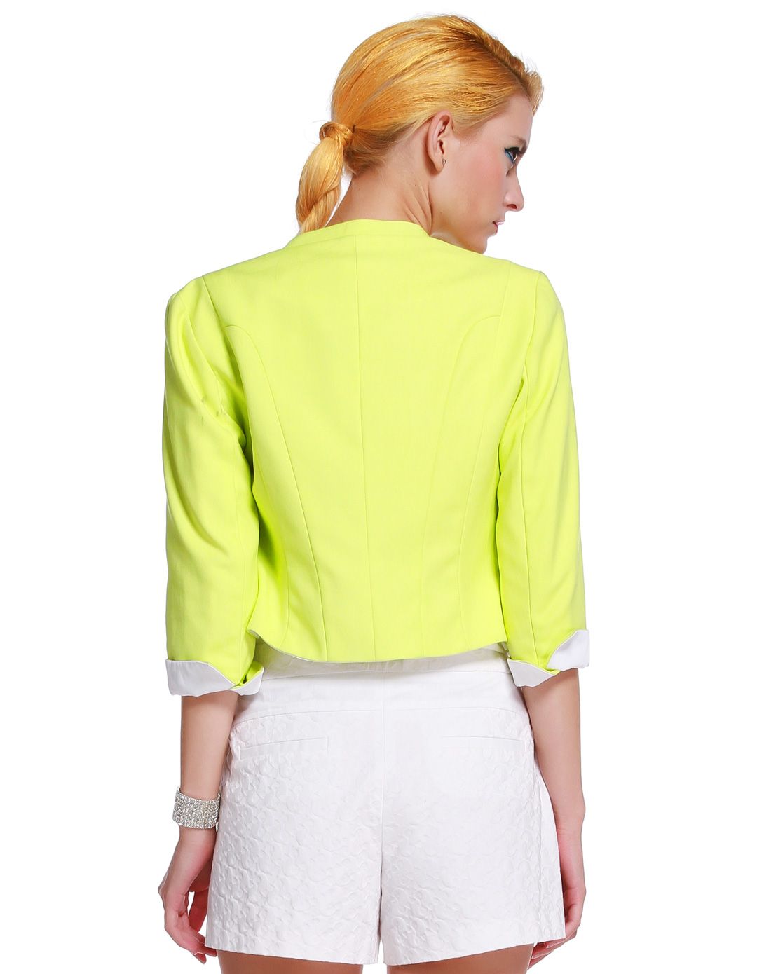 柠檬绿色八分袖外套