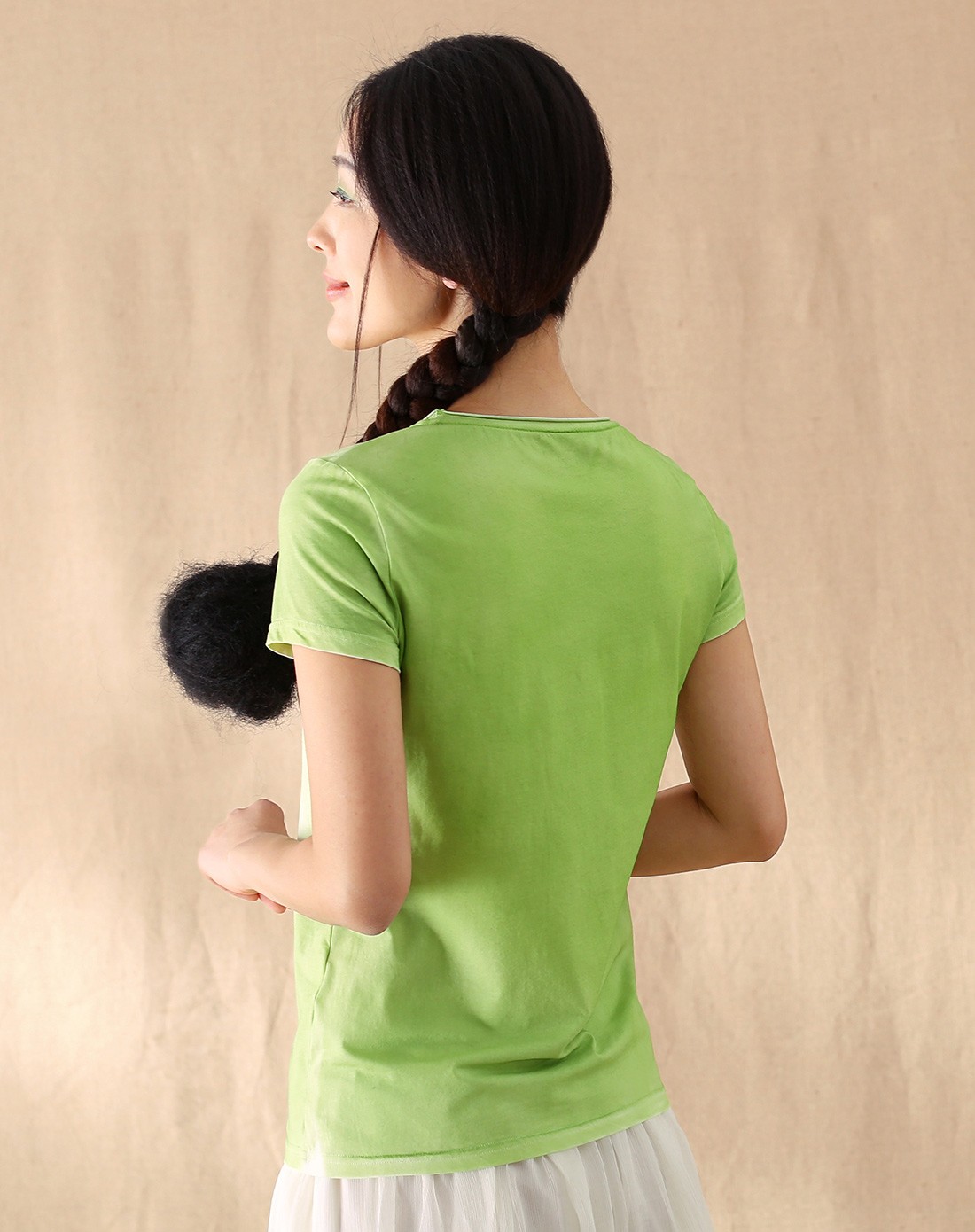 嫩绿色棉质印花百搭短袖t恤