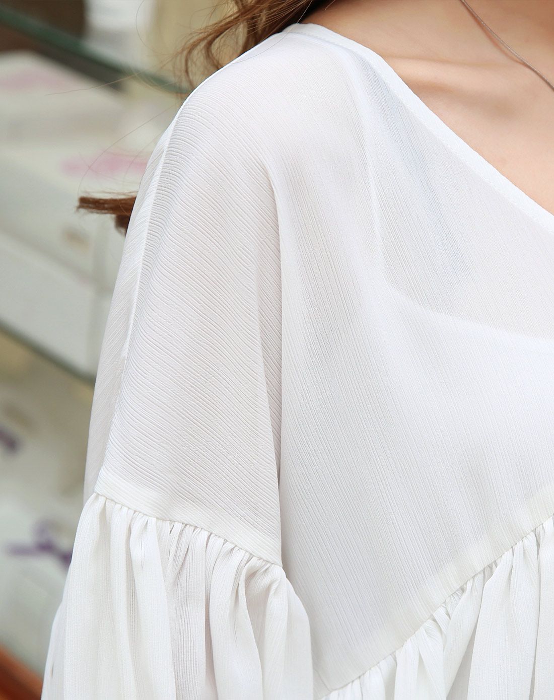 时尚宽松白色雪纺衫