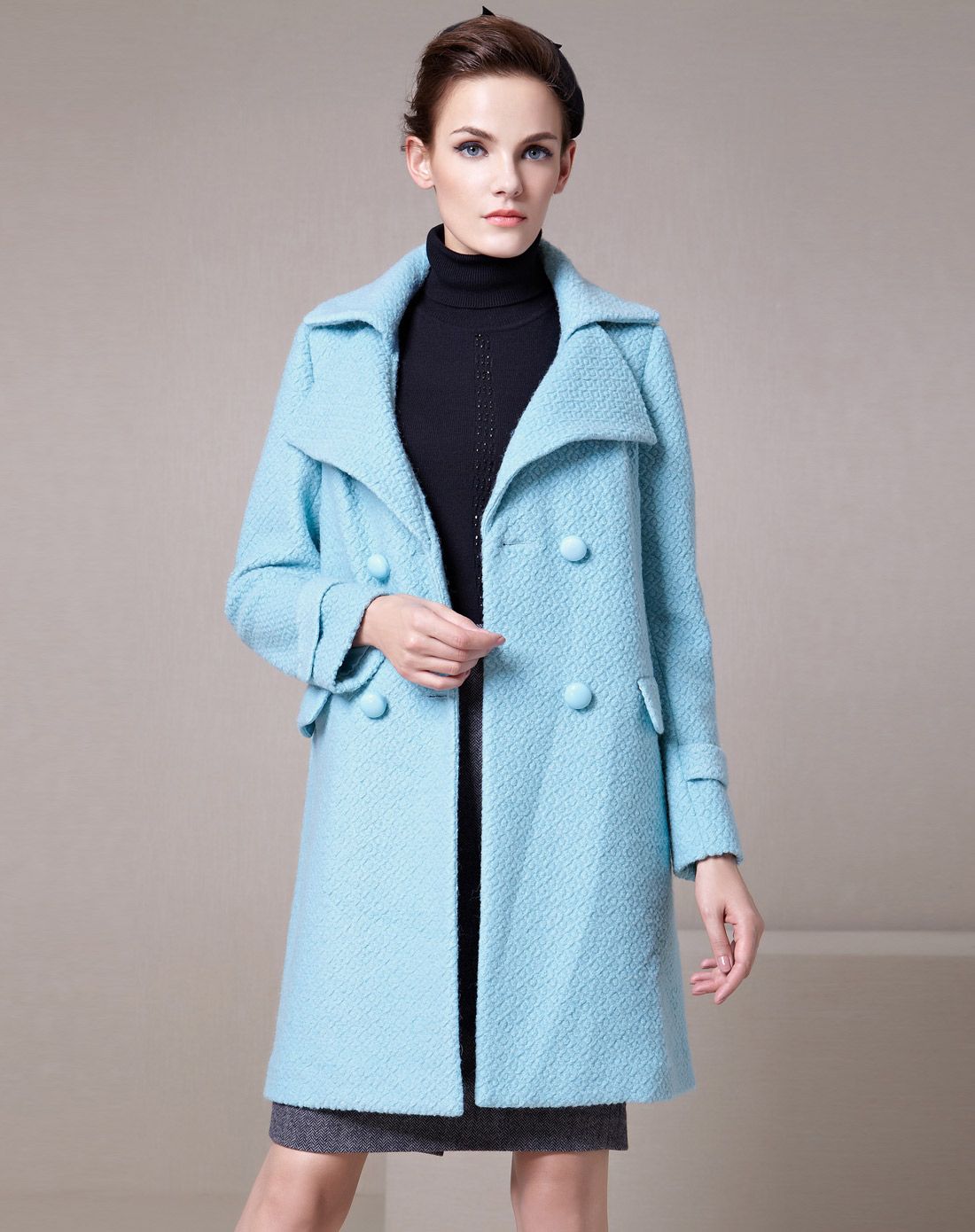 蓝绿色大翻领显瘦长袖大衣